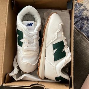 Toddler 237 bungee lace sneakers new balance